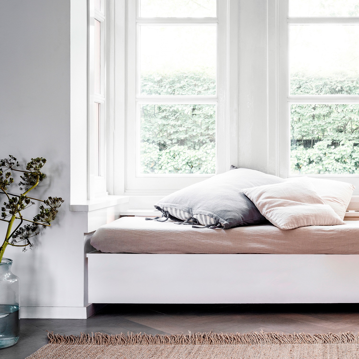 DULUX Szybka Odnowa -OKNA I DRZWI BIAŁA 0,75L - obrazek 3